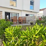 Bura House Hébergement de vacances Povljana