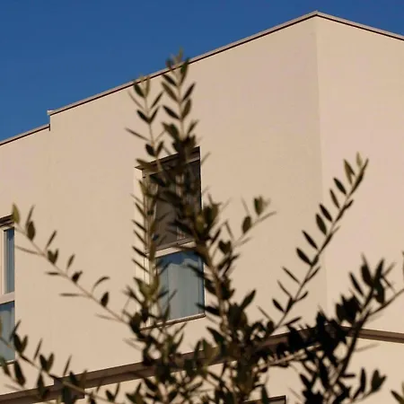 度假居 Bura House