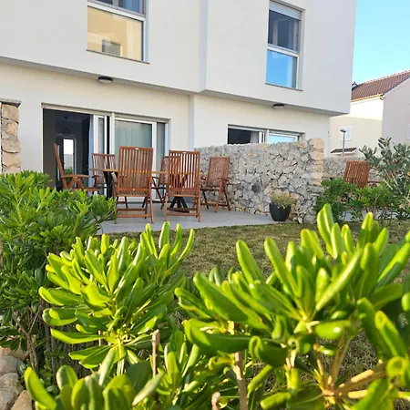 Bura House Holiday home Povljana